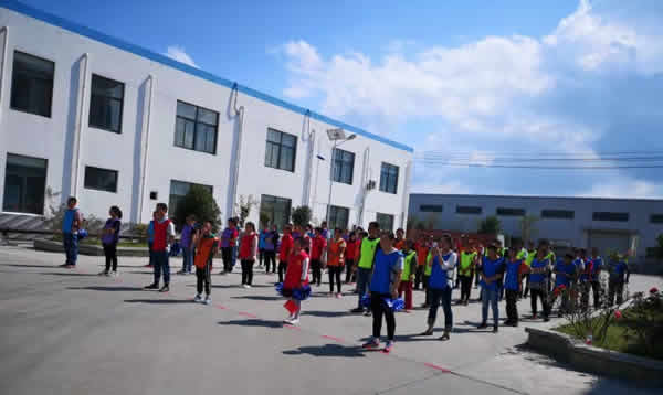 1570526810954.jpg 新聞=江蘇綠地成功舉辦“增活力、促和諧”主題運動會和召開績效考核總結大會02.jpg