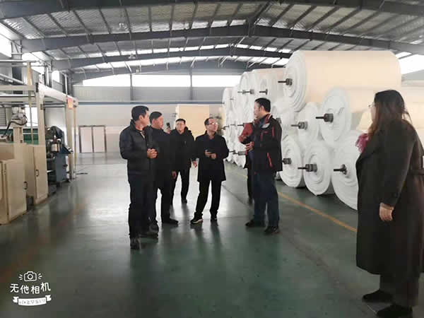 1609226896933.jpg 新聞=熱烈歡迎德龍鋼鐵楊經(jīng)理一行蒞臨我司指導(dǎo)考察02.jpg