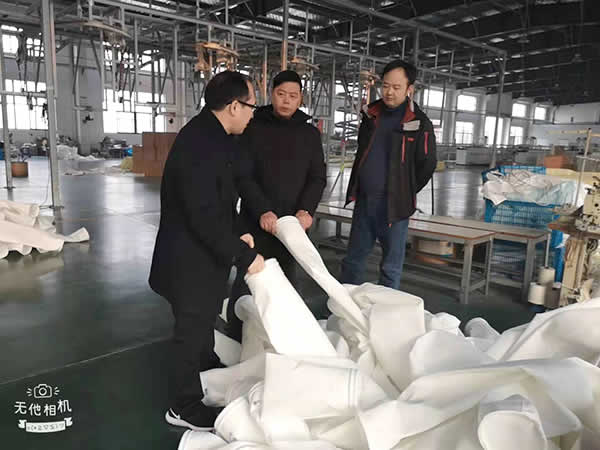 1609226901167.jpg 新聞=熱烈歡迎德龍鋼鐵楊經(jīng)理一行蒞臨我司指導(dǎo)考察03.jpg